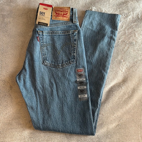 Levi's Denim - Nwt Levi’s 501 Fitted Denim High Rise Skinny Size 25